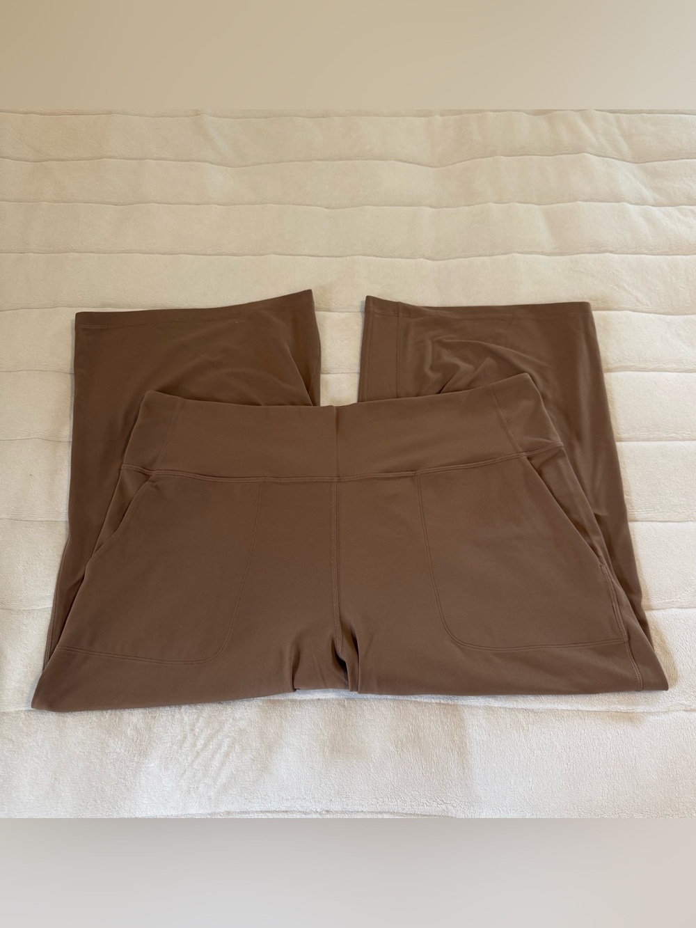 Lululemon Align Wide Leg Super-High-Rise Crop *23" - Picture 2 of 10